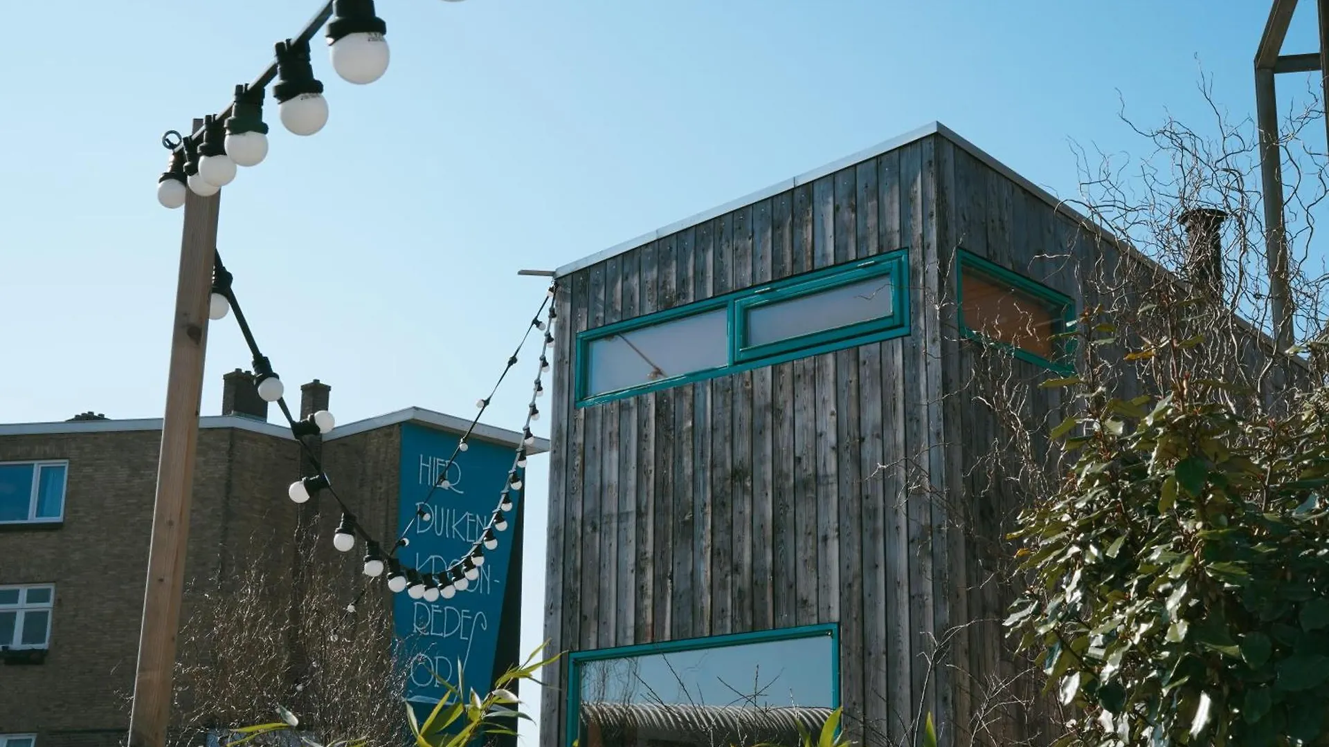 Campsite De Buitenkans Unique Cabins - Urban Camping Rotterdam Netherlands
